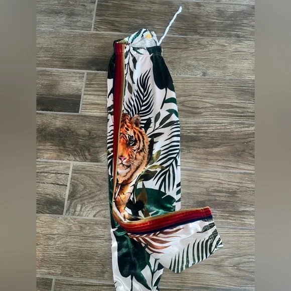 Aviator Nation Jungle Print velvet Pant RARE - Picture 6 of 6